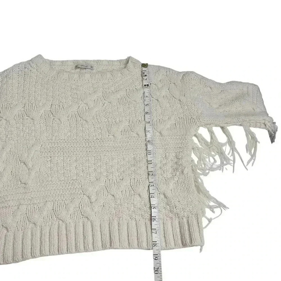 Zara Chunky Knit  Fringe Crop Sweater Cream Size Medium - Picture 13 of 13